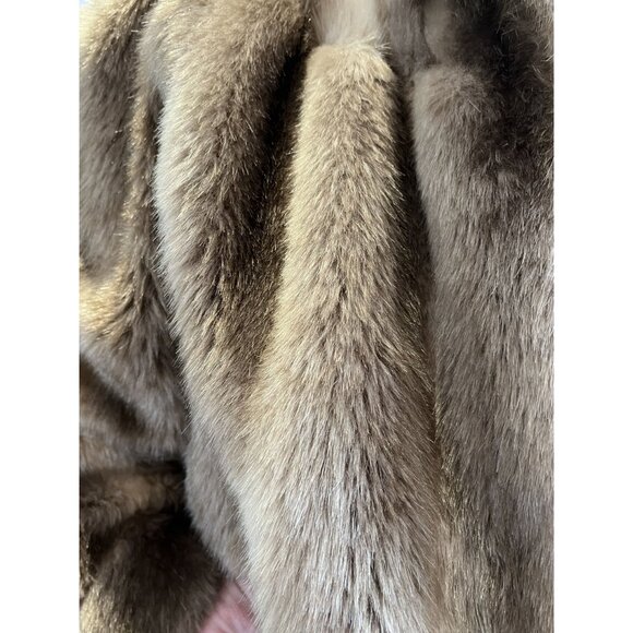 Vintage 1970/80s Faux Mink Short Coat W/ Dolman Sleeves & Pleated Yoke Side Pock - Picture 11 of 16